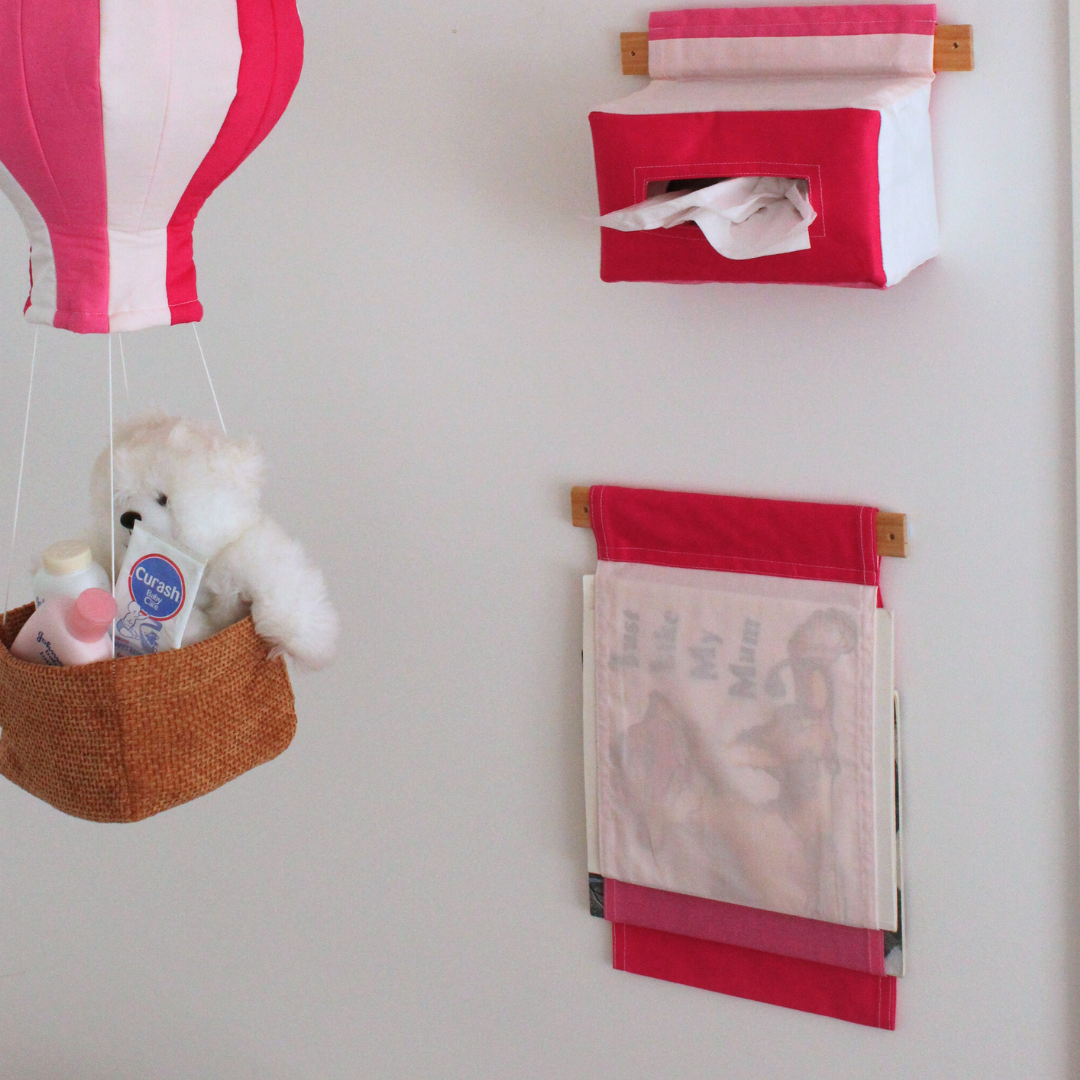 UpUpnAway Book/Magazine Holder Magic - Pink