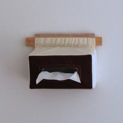 UpUpnAway Tissue/Baby Wipe Holder Magic - Beige